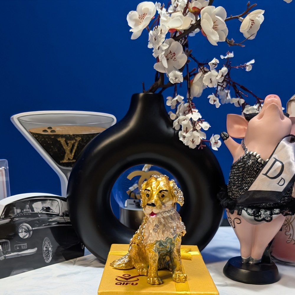 Jewelry/ Trinket Box - Golden Retriever With Crystal Embellishments 🔥